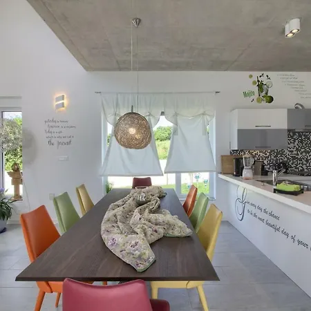 Beautiful Modern Windrose In * Krnica